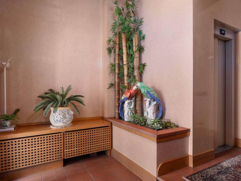 Palazzo / stabile a Varedo in Via Silvio Pellico, 25 - Foto 5