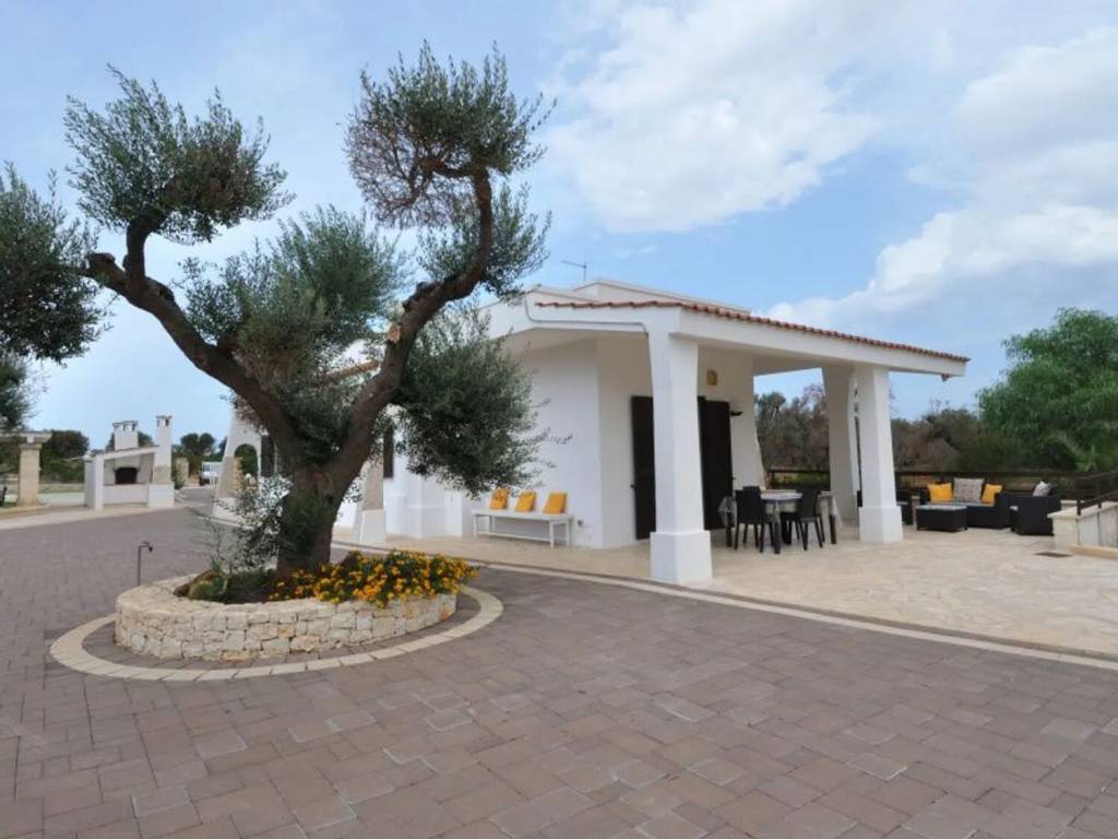 Villa a San vito dei normanni in Contrada Mondescine S.N.C. - Foto 2
