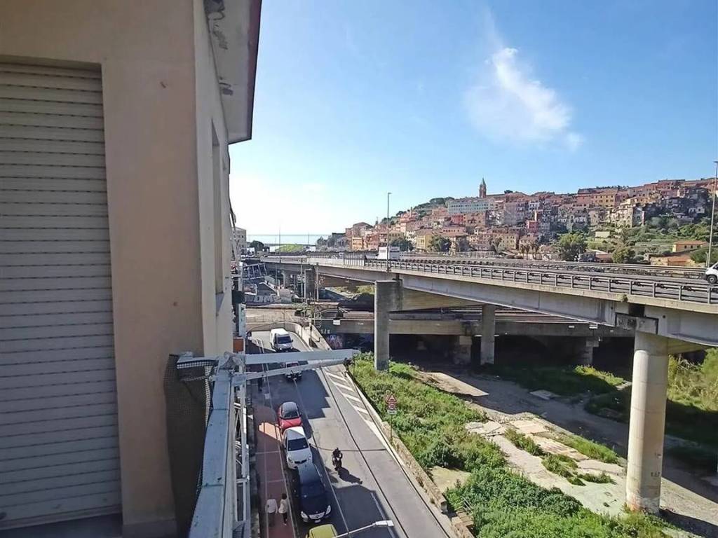 Appartamento a Ventimiglia in Via Gianchette - Foto 4