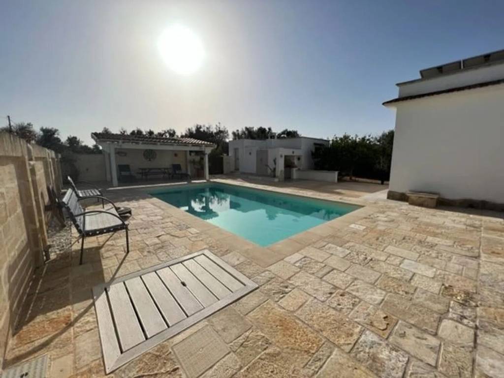 Villa a San vito dei normanni in Contrada Campo Li Monaci S.N.C. - Foto 2