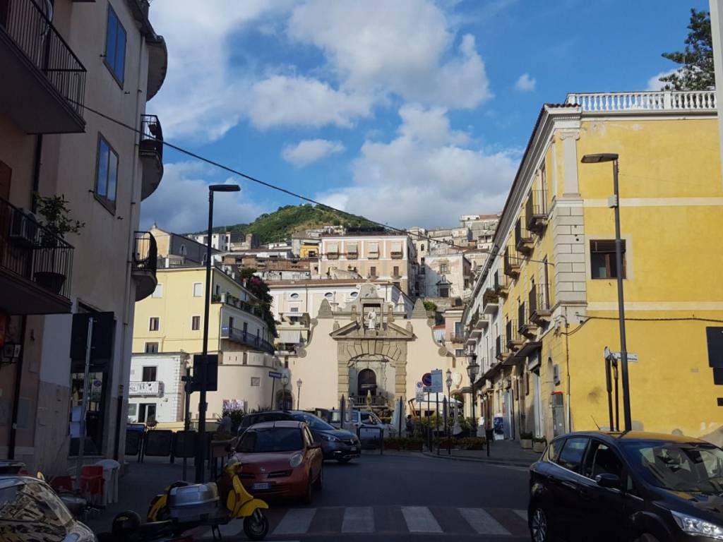 Appartamento a Paola in Viale Emilio Mannarino, 12 - Foto 2