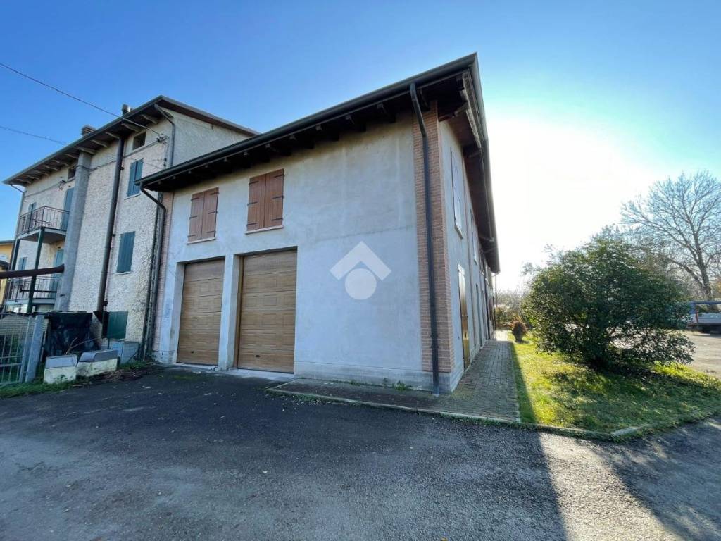 Villa a Reggio emilia in Via Dante Freddi, 73 - Foto 5