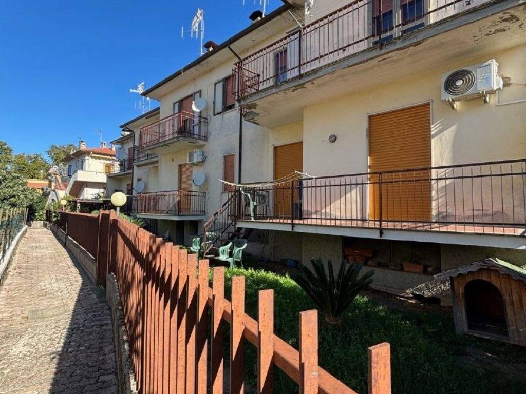 Appartamento a Bolsena in Via 25 Aprile - Foto 2