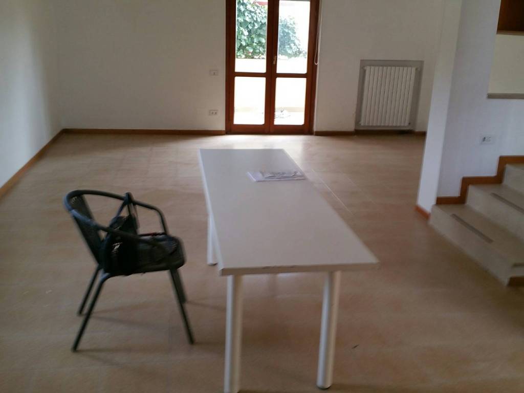 Villa a Matera in Via Monsignor Vincenzo Cavalla - Foto 3