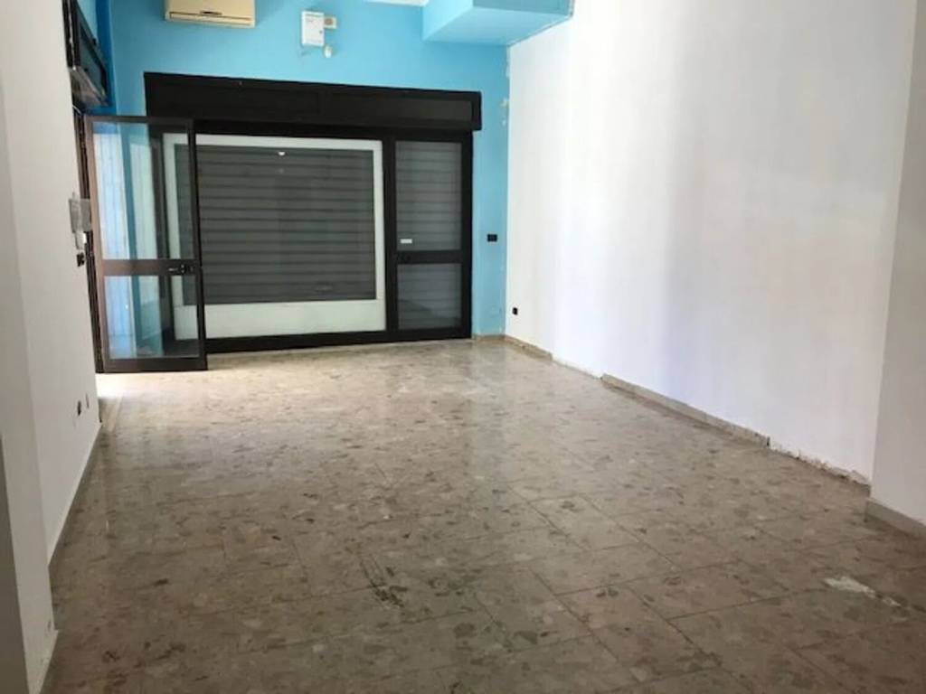 Immobile a Brindisi in Via Cappuccini S.N.C. - Foto 2