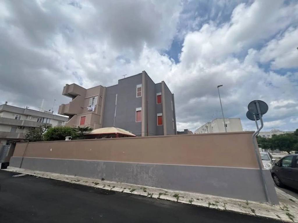 Appartamento a Brindisi in Via Metastasio S.N.C. - Foto 2