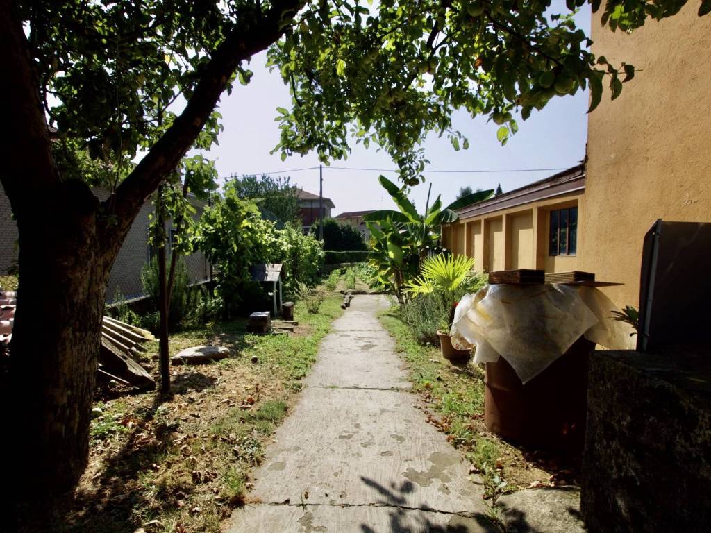 Terreno a Biella in Strada della Barazza, 40 - Foto 5