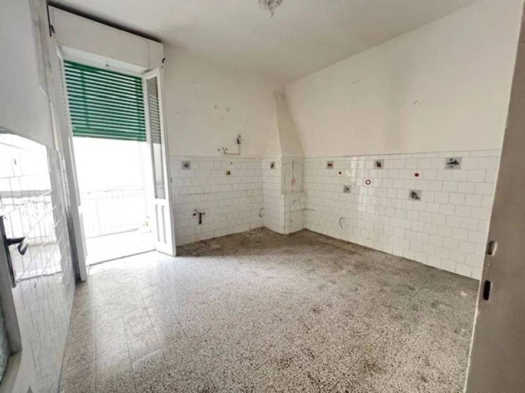 Appartamento a Brindisi in Via Vespasiano S.N.C. - Foto 4