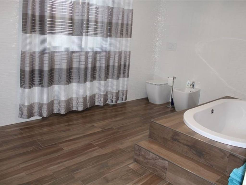 Villa a Rosciano in Area Residenziale Indirizzo Non Visibile Rosciano - Foto 4