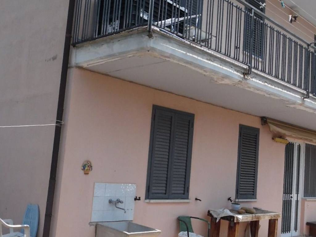 Casa indipendente a Sant'angelo dei lombardi - Foto 3