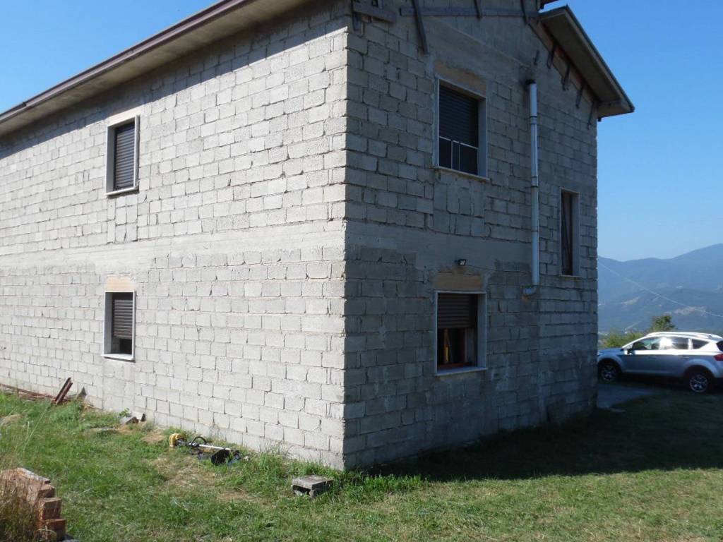 Casa indipendente a Nusco - Foto 2
