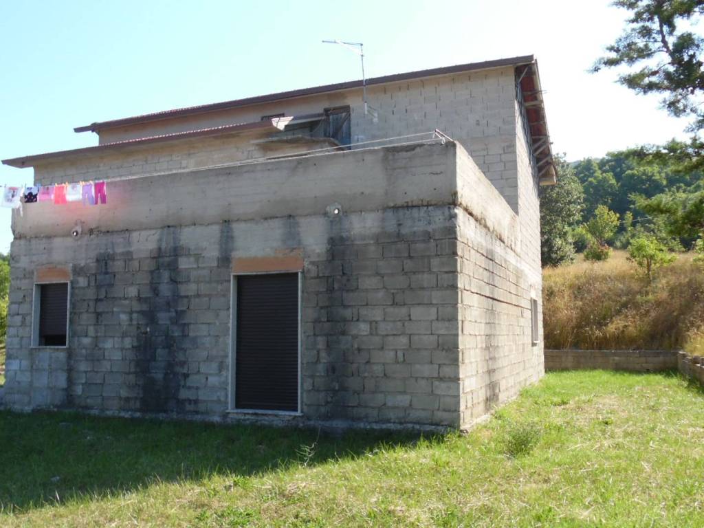 Casa indipendente a Nusco - Foto 3