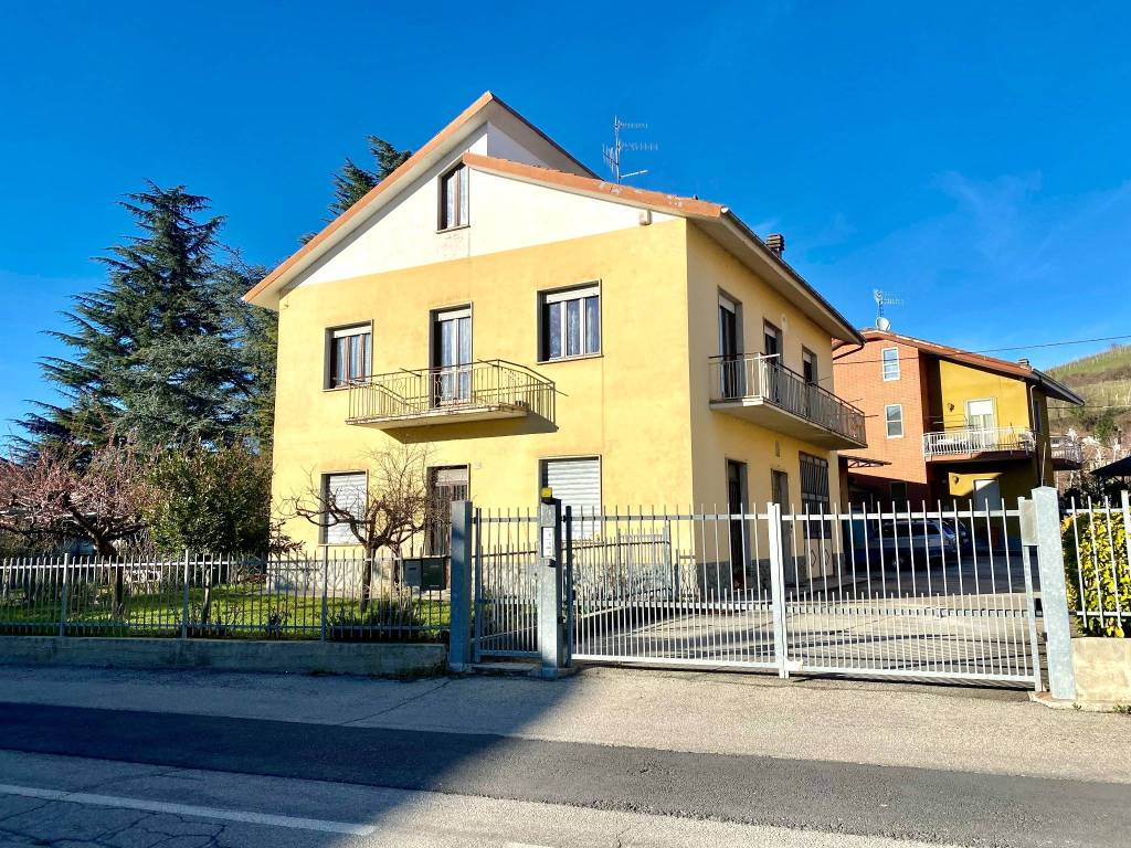 Villa a Dogliani in Viale Professor Giuseppe Gabetti, 146 - Foto 2