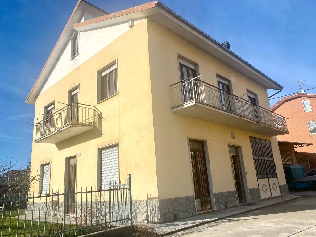 Villa a Dogliani in Viale Professor Giuseppe Gabetti, 146 - Foto 5