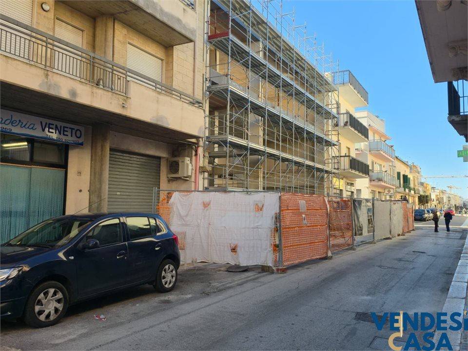 Immobile a Adelfia in Via Vittorio Veneto 180 - Foto 2