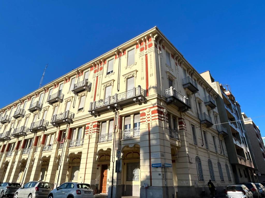 Appartamento a Alessandria in Piazza Giacomo Matteotti - Foto 2