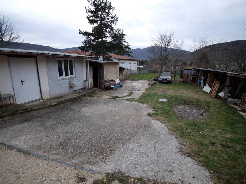 Villa a Borgorose in Via Guglielmo Marconi - Foto 4