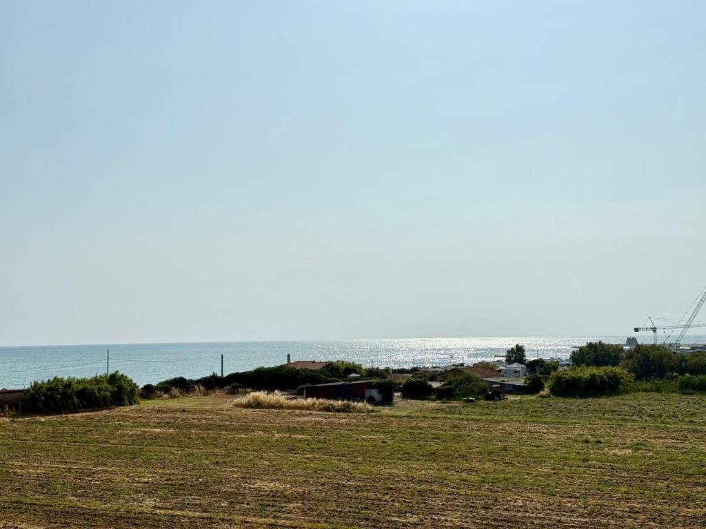 Appartamento a Ladispoli in Via Lavinio - Foto 2