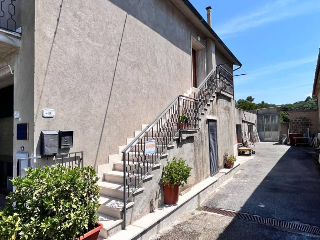 Villa a Pitigliano in Via Santa Chiara - Foto 2