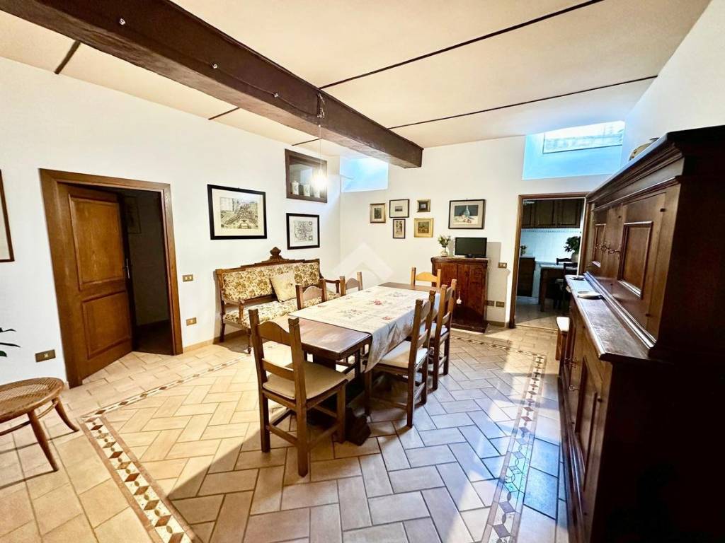 Appartamento a Spoleto in via quadrio, 1 - Foto 5