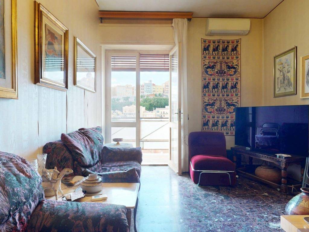 Appartamento a Cagliari in Via Luigi Einaudi - Foto 4