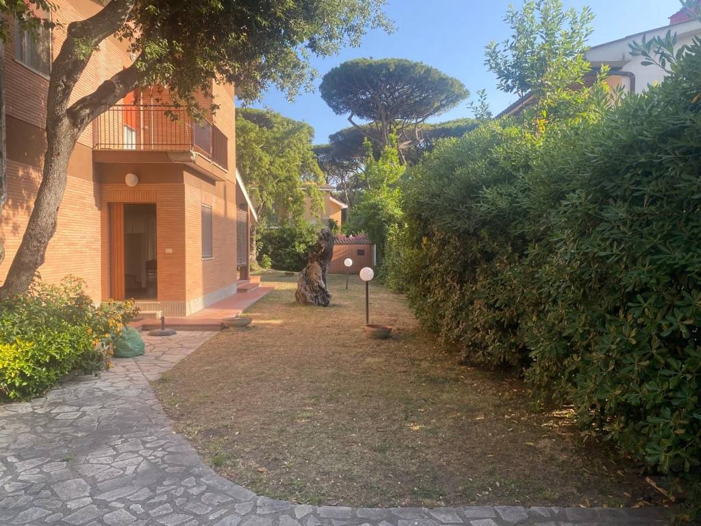 Villa a Fiumicino in Via Ganzirri - Foto 5
