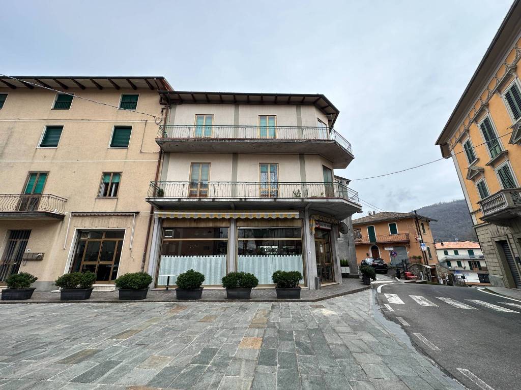 Appartamento a Castiglione dei pepoli in Piazza Caduti 11 Settembre 1944, 14 - Foto 2