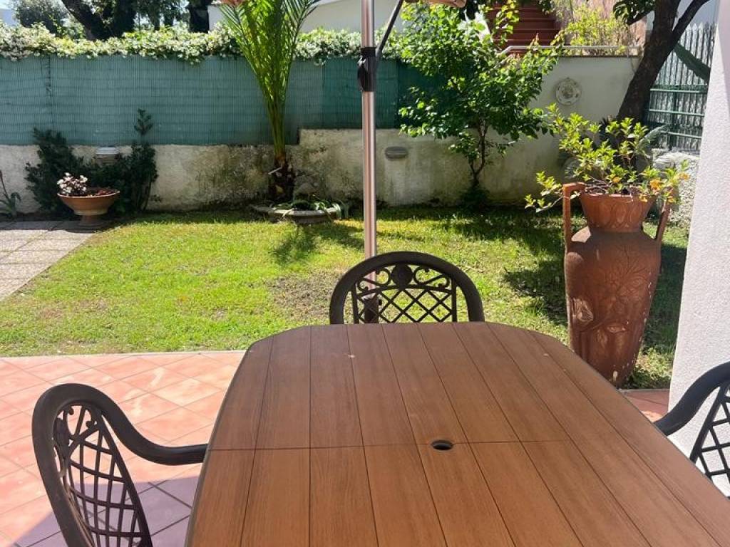 Villa a Fiumicino in Viale Castellammare - Foto 4