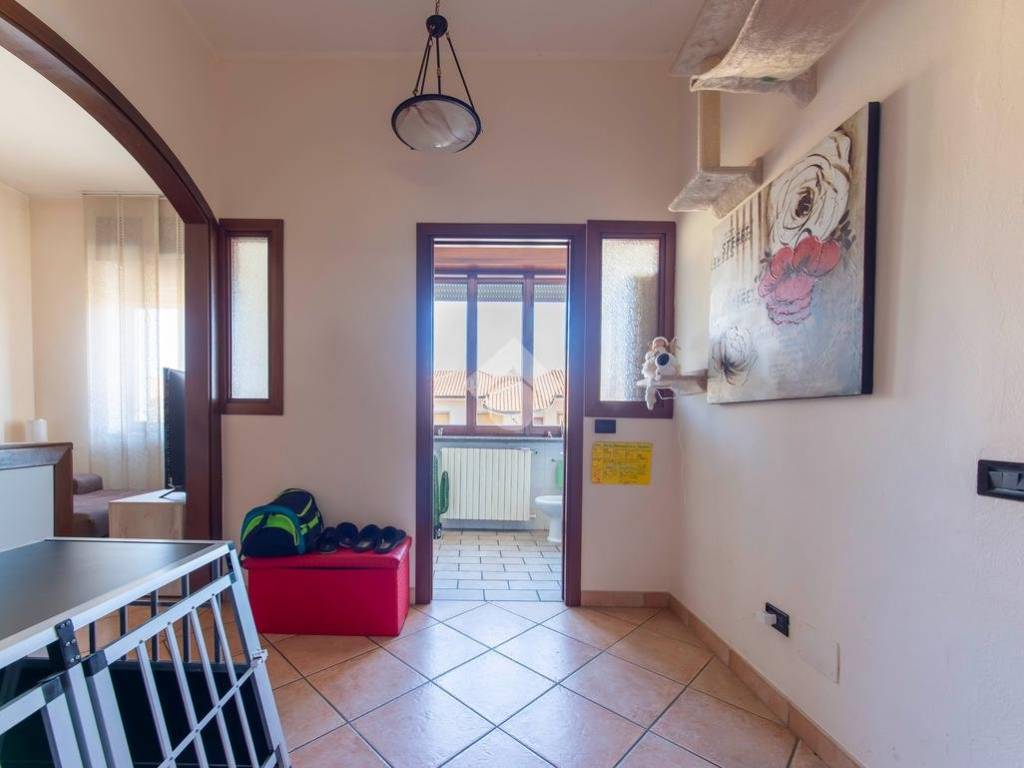 Villa a Lainate in Via Monte Grappa, 38 - Foto 3