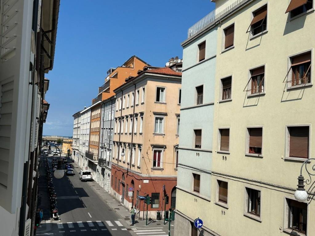 Appartamento a Trieste in Via Valdirivo - Foto 5