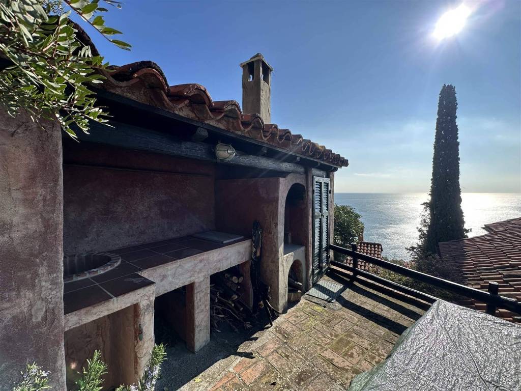 Appartamento a Finale ligure in strada degli ulivi - Foto 3