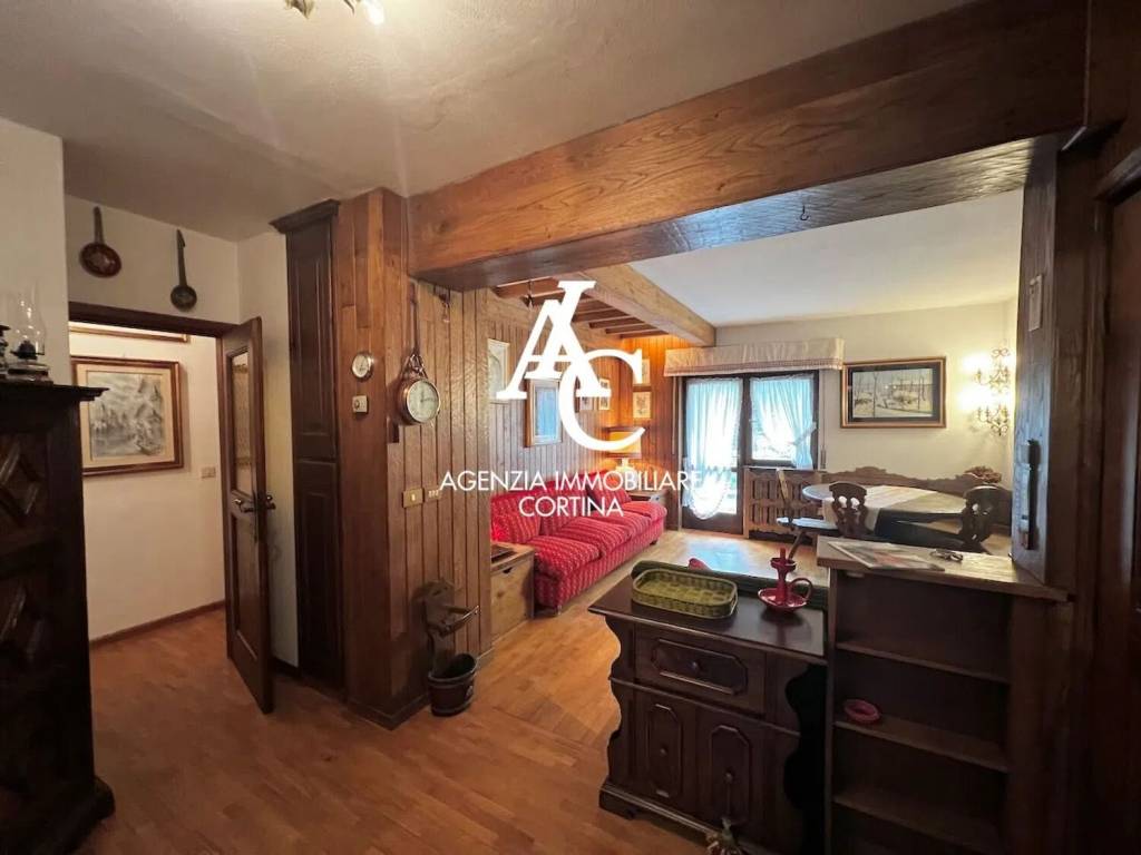 Appartamento a Cortina d'ampezzo in Via Del Castello - Foto 4
