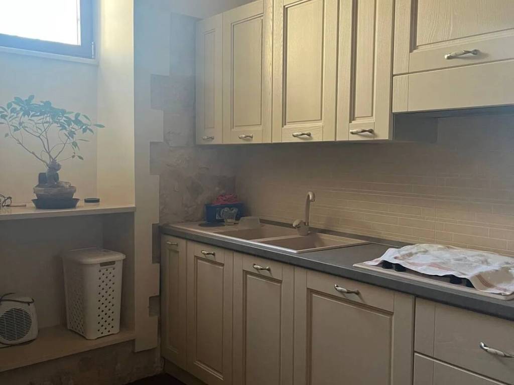 Appartamento a Giovinazzo in Vico Dell Aquila, 6 - Foto 2