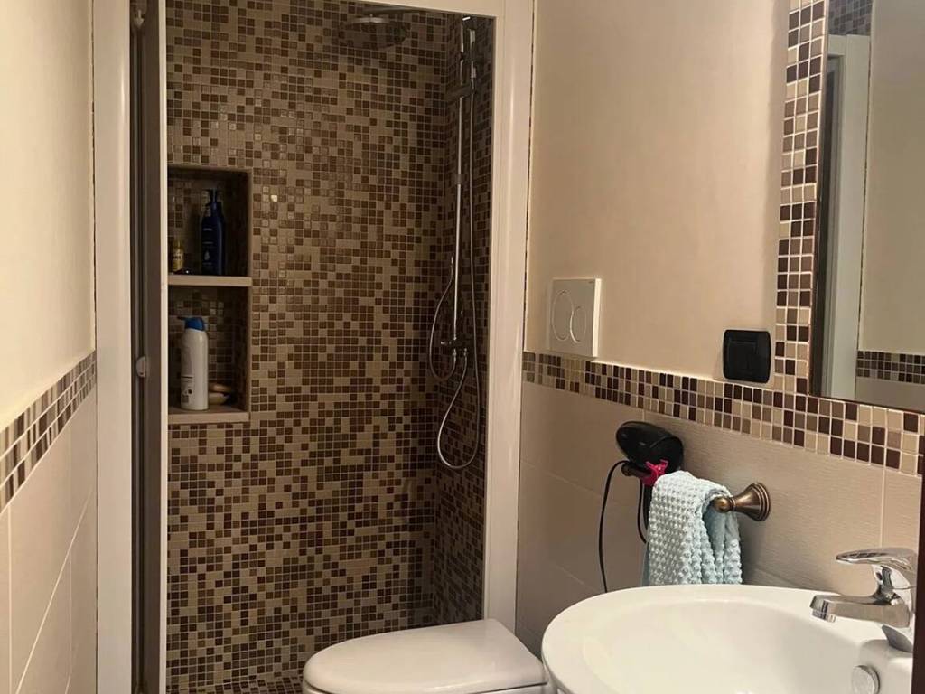 Appartamento a Giovinazzo in Vico Dell Aquila, 6 - Foto 3