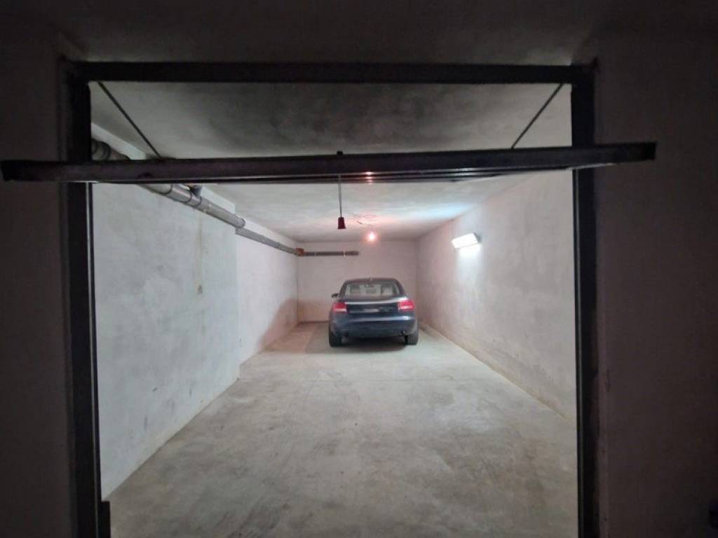 Box / garage a Brindisi in Via Montello, 21 - Foto 5