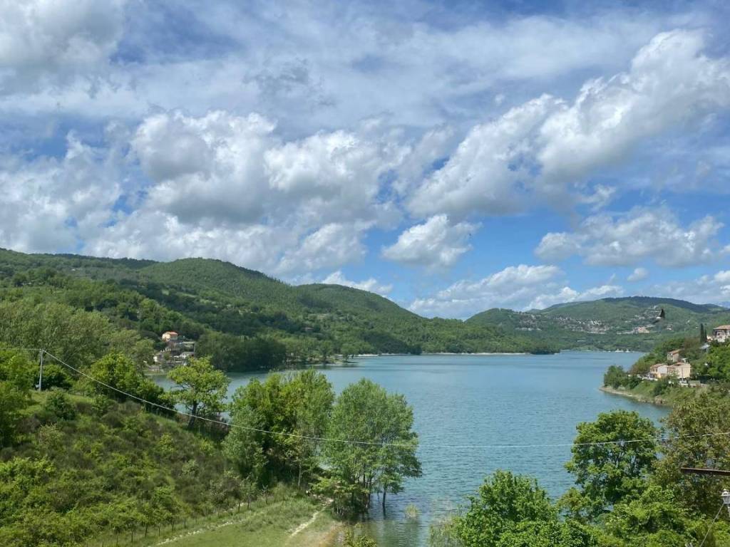 Appartamento a Colle di tora in via del lago - Foto 3