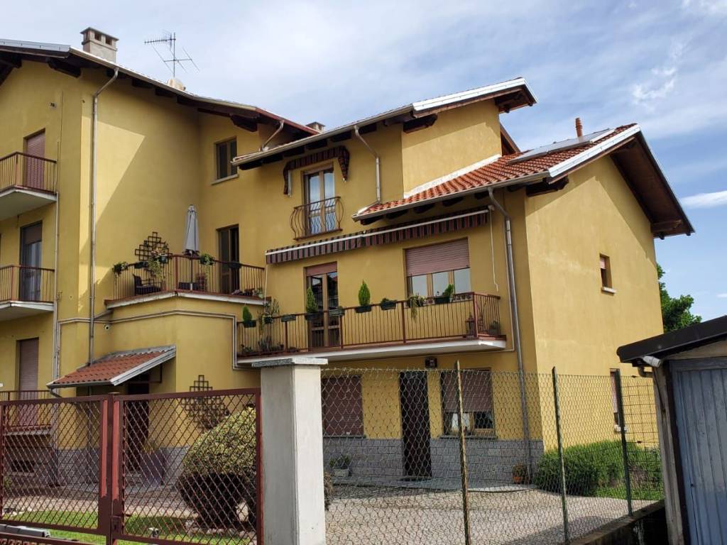 Casa indipendente a Serravalle sesia in Via Ducale, 5 - Foto 1