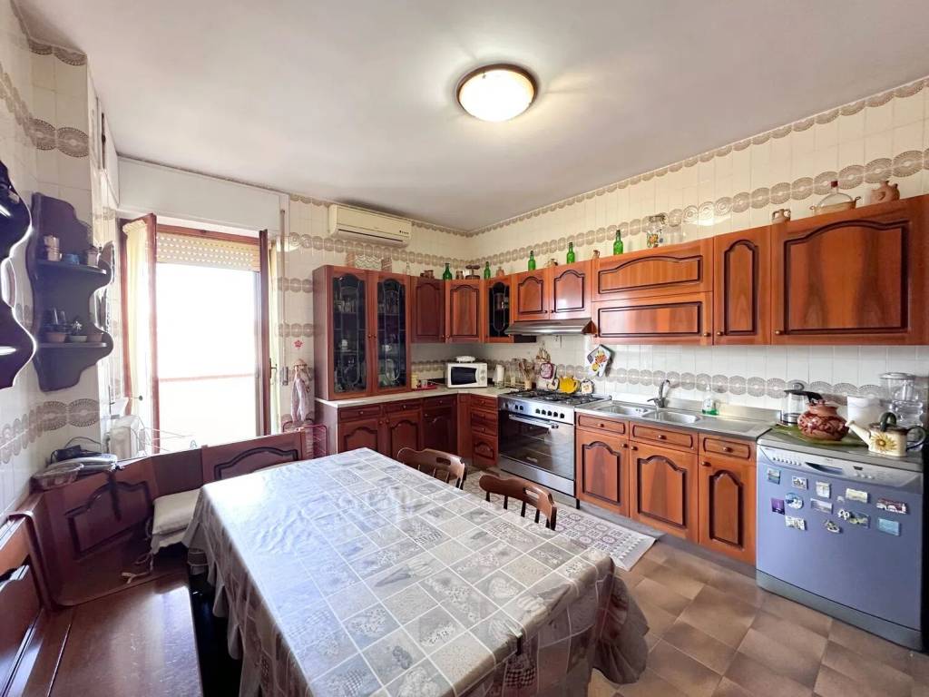 Appartamento a Crotone in Via Giovanni Verga, 1 - Foto 4