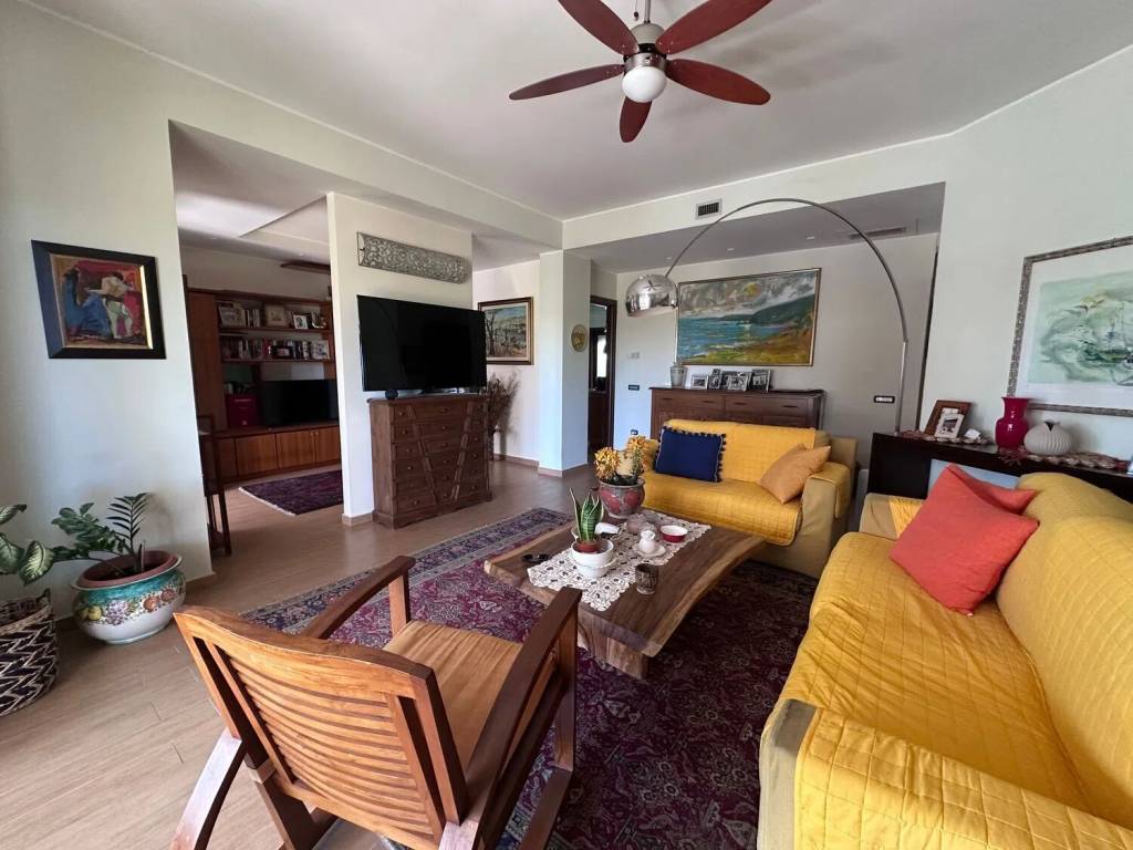 Villa a Crotone in Via Dei Gelsomini, 57 - Foto 5
