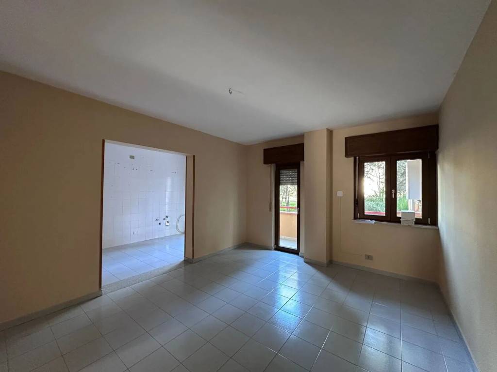 Appartamento a Crotone in Via Gaetano Morelli, 19 - Foto 4