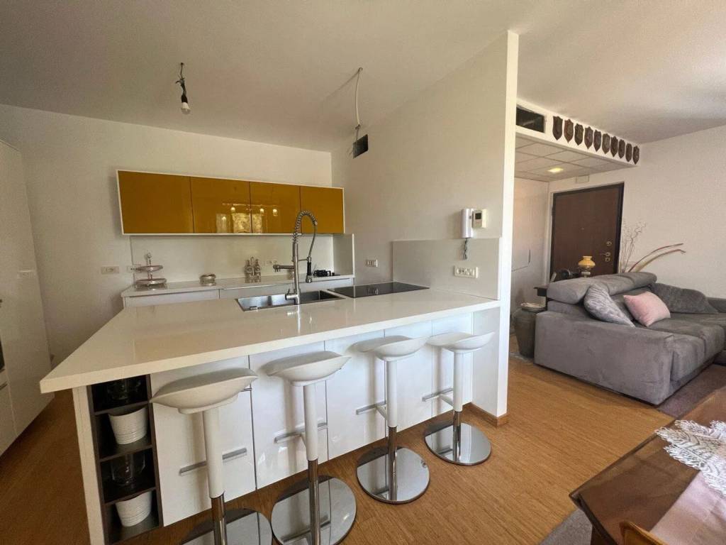 Appartamento a Crotone in Via Elio Vittorini, 8 - Foto 2