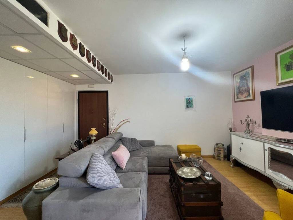 Appartamento a Crotone in Via Elio Vittorini, 8 - Foto 5