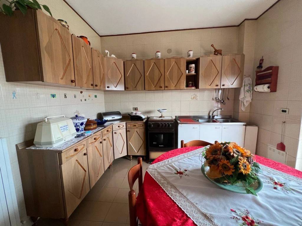 Appartamento a Crotone in Via Teano, 6 - Foto 4