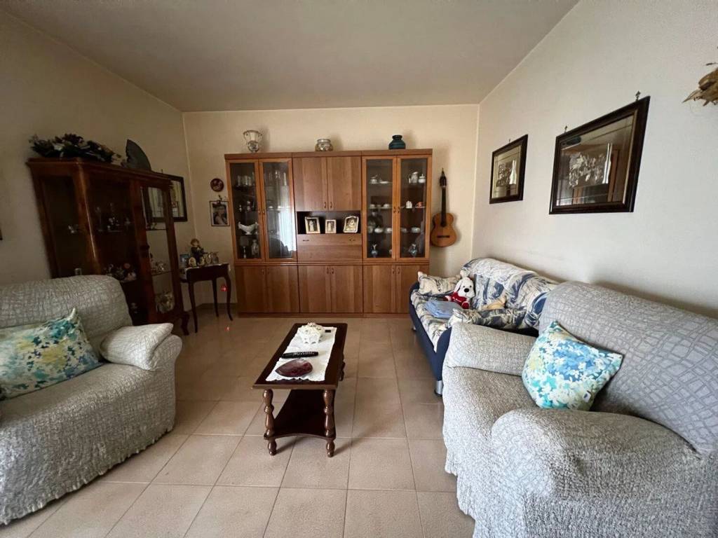 Appartamento a Crotone in Via Teano, 6 - Foto 5