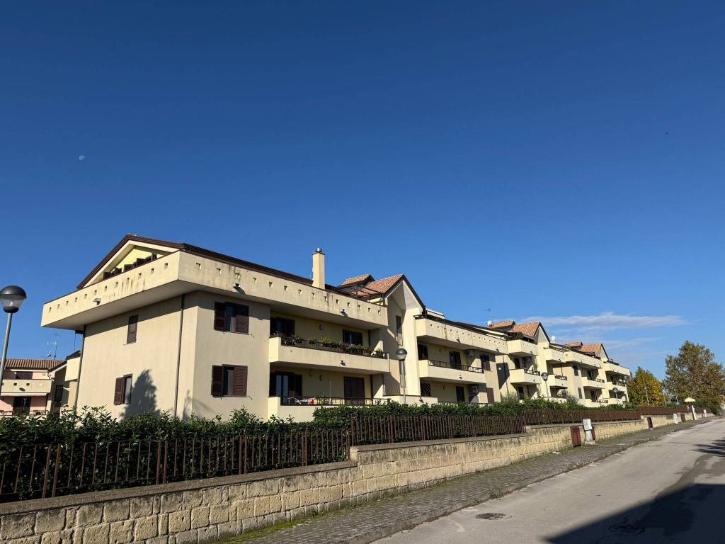 Appartamento a Benevento in Via Vincenzo Di Napoli - Foto 3