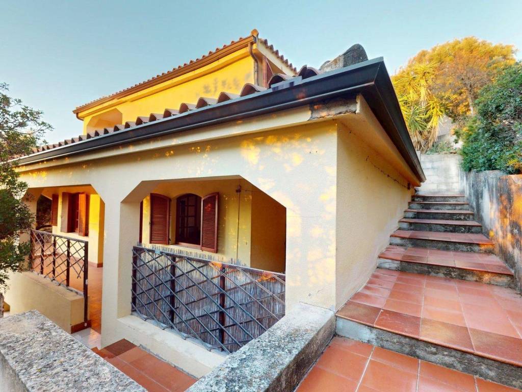 Villa a Quartu sant'elena in Via delle Robinie - Foto 3