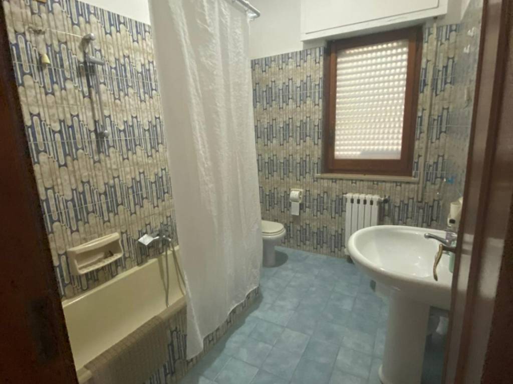 Appartamento a Soverato in Via Vito Giuseppe Galati - Foto 5