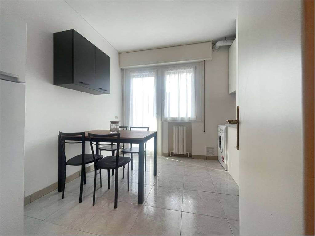 Appartamento a Riccione in Viale Amendola, 17 - Foto 4