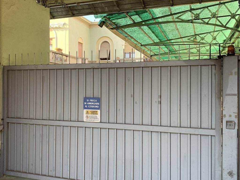 Immobile a Busto arsizio in Via Generale Carlo Espinasse, 10 - Foto 3