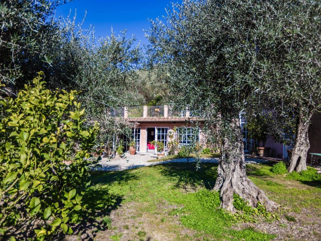 Villa a Massarosa in Via della Colombaia, 17 - Foto 2